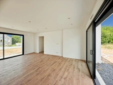 BRAIN SUR L'AUTHION : Belle maison contemporaine d'architecte avec vie de plain-pied, 4 chambres, garage et jardin. 