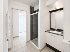 Appartement T2 en hyper centre au sein d'une résidence récente avec ascenseur et parking au calme sur cour intérieure