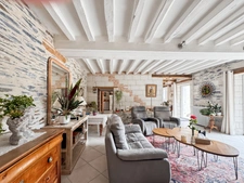 PROPRIÉTÉ DE CARACTÈRE EN BORD DE LOIRE – 210 m² – 2470 m² DE TERRAIN – LES PONTS-DE-CÉ