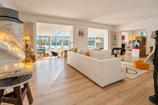 Vue carte postale sur la Maine : Maison atypique et appartement séparé de 300 m2 jouant sur les volumes, la lumière et les perspectives 