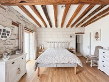 PROPRIÉTÉ DE CARACTÈRE EN BORD DE LOIRE – 210 m² – 2470 m² DE TERRAIN – LES PONTS-DE-CÉ
