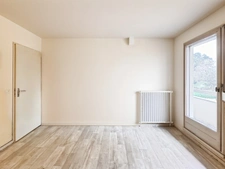 Angers – Quartier Roseraie Appartement T3 traversant avec large balcon d’angle, cave et parking er de la Roseraie découvrez cet appartement T3 qui of