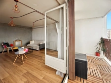 ANGERS proche du centre : Appartement T5 rénové avec 4 chambres, balcon filant, cave, ascenseur, gardien et tramway en bas