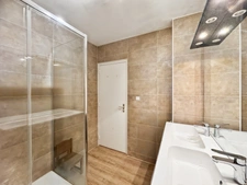 Angers centre : Duplex de standing avec vue exceptionnelle panoramique sur le Mail / parking / cave / ascenseur 