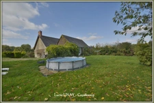 Maison de campagne sur plus d'1ha de terrain