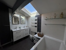 Appartement en duplex avec grande terrasse à vendre 5 pièces MEYZIEU (69)