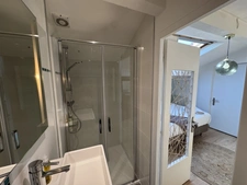 Appartement en duplex avec grande terrasse à vendre 5 pièces MEYZIEU (69)