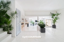 Juvignac, Dpt Hérault (34), Maison d'exception de 245m² en première ligne du Golf - Terrain de 1250m²