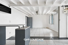 Grabels, Dpt Hérault (34), Maison de village de 80 m² rénovée - Garage