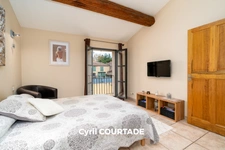 Beauvoisin, Dpt Gard (30), Stone house of 236m² with outbuilding and swimming pool - Garden of 247m²