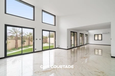 Pézénas, Dpt Hérault (34), Maison d'exception de 141m². Jardin de 767m² et piscine.