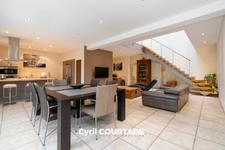 Beauvoisin, Dpt Gard (30), Stone house of 236m² with outbuilding and swimming pool - Garden of 247m²