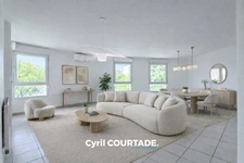 Nîmes, Dpt Gard (30), Appartement de 101 m² lumineux, entièrement rénové - Terrasse 8 m²