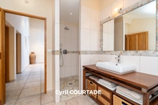 Beauvoisin, Dpt Gard (30), Stone house of 236m² with outbuilding and swimming pool - Garden of 247m²