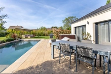 Maison à vendre 6 pièces EVREUX (27)203m²-4 chambres-sous-sol-garage-piscine-1064m²