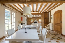 Propriete à vendre 9 pièces GOUSSONVILLE (78)-245m²-4 chambres-piscine-2 garages-4440m²