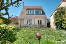 Maison à vendre 7 pièces NOISY LE ROI (78)-153m²-4 chambres-1 garage-terrain 486m²