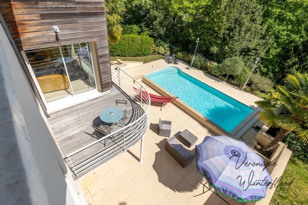 Maison à vendre 6 pièces PALAISEAU (91)210m²-4 chambres-garage-piscine-1330m²