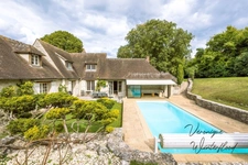 Propriete à vendre 9 pièces GOUSSONVILLE (78)-245m²-4 chambres-piscine-2 garages-4440m²
