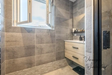 Maison à vendre 4 pièces MANTES LA JOLIE (78)Maison plein pied 65m²-2 chambres-garage-piscine-terrain 486m²