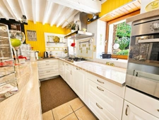 Maison individuelle, 3 CHAMBRES, 2254M2 DE JARDIN CLOS, ARBORÉ ET AMÉNAGÉ, AU CALME, PAS DE VOISINAGE PROCHE, EXPOSÉE SUD, 1H DE LYON