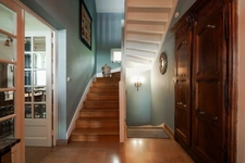 Dpt Saône et Loire (71), for sale near MACON P9 house of 239m² - Land of 1634 m² -   