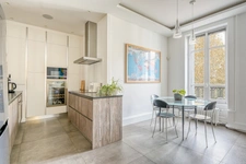 5-room apartment for sale in Lyon 6th arrondissement (69)