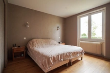 Maison à vendre 9 pièces  (71850)