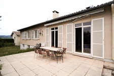 Maison à vendre 9 pièces  (71850)
