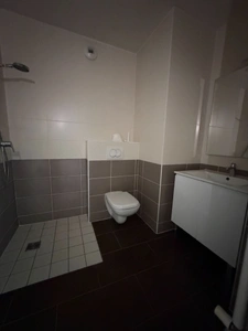 Appartement à vendre 1 pièces SAINT GENIS POUILLY (01)