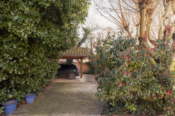 Maison à vendre 8 pièces CHARNAY LES MACON (71)