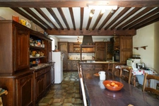 House for sale, 8 rooms, EMERINGES (69)