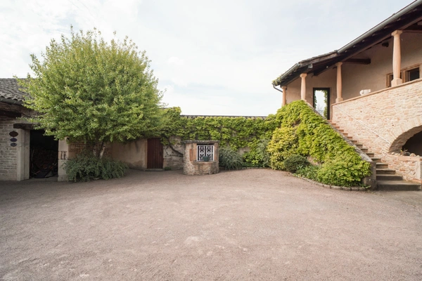 Maison à vendre 6 pièces proche de MACON (71)