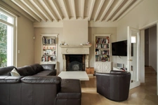 Maison à vendre 9 pièces  (71850)