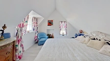 BRÉVAL 78980 - Propriété de caractère rénovée avec deux habitations indépendantes