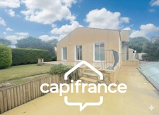 MAISON FAMILIALE DE 152 m2 AVEC PISCINE, GARAGE ET ESPACE INDÉPENDANT À DEUX PAS DE L'OCÉAN !