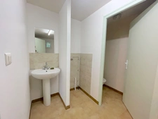 Ensemble immobilier mixte aux grands espaces : habitation & activité commerciale à Sainte-Radégonde-des-Noyers en VENDEE (85)