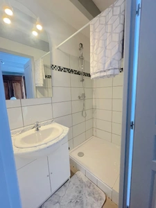 Ensemble immobilier mixte aux grands espaces : habitation & activité commerciale à Sainte-Radégonde-des-Noyers en VENDEE (85)
