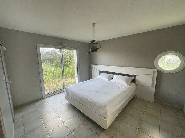 Maison à vendre 11 pièces SAINT MICHEL EN L'HERM (85)