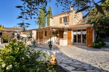Maison à vendre 7 pièces CEYRESTE (13) piscine pool-house sur 1200 m2 de terrain