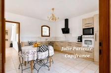 Maison à vendre 6 pièces LA CIOTAT (13)4000 M2 Terrain