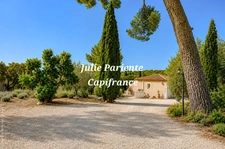 Maison à vendre 6 pièces LA CIOTAT (13)4000 M2 Terrain