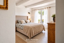 Propriété vue mer à vendre 6 pièces LA CIOTAT (13),1000 m2 terrain, piscine, pool house