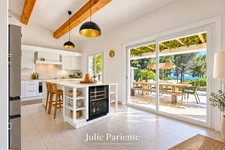 Propriété vue mer à vendre 6 pièces LA CIOTAT (13),1000 m2 terrain, piscine, pool house