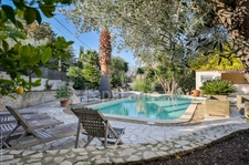Maison à vendre 7 pièces CEYRESTE (13) piscine pool-house sur 1200 m2 de terrain