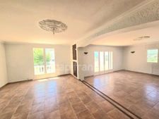 Maison à vendre 5 pièces CEYRESTE (13)Terrain 1000 m2 4 chambres, garage et sous-sol