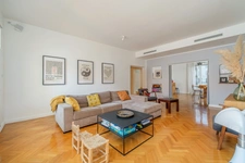 MARSEILLE 8ᵉ – À deux pas de la Place Delibes – Élégant appartement familial avec terrasse, cave et grand box en supplément