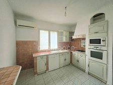 Maison à vendre 4 pièces LA CIOTAT (13) plein pied 120 m2 Piscine et Garage
