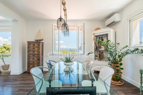 Appartement DUPLEX à vendre 5 pièces LA CIOTAT (13) Jardin 745 m² - Piscine - Parking - Cave