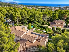 Propriété vue mer à vendre 6 pièces LA CIOTAT (13),1000 m2 terrain, piscine, pool house